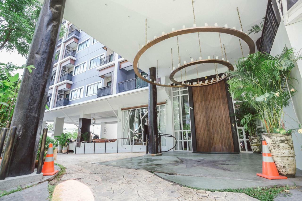 Icheck Inn Residence チエンマイ エクステリア 写真